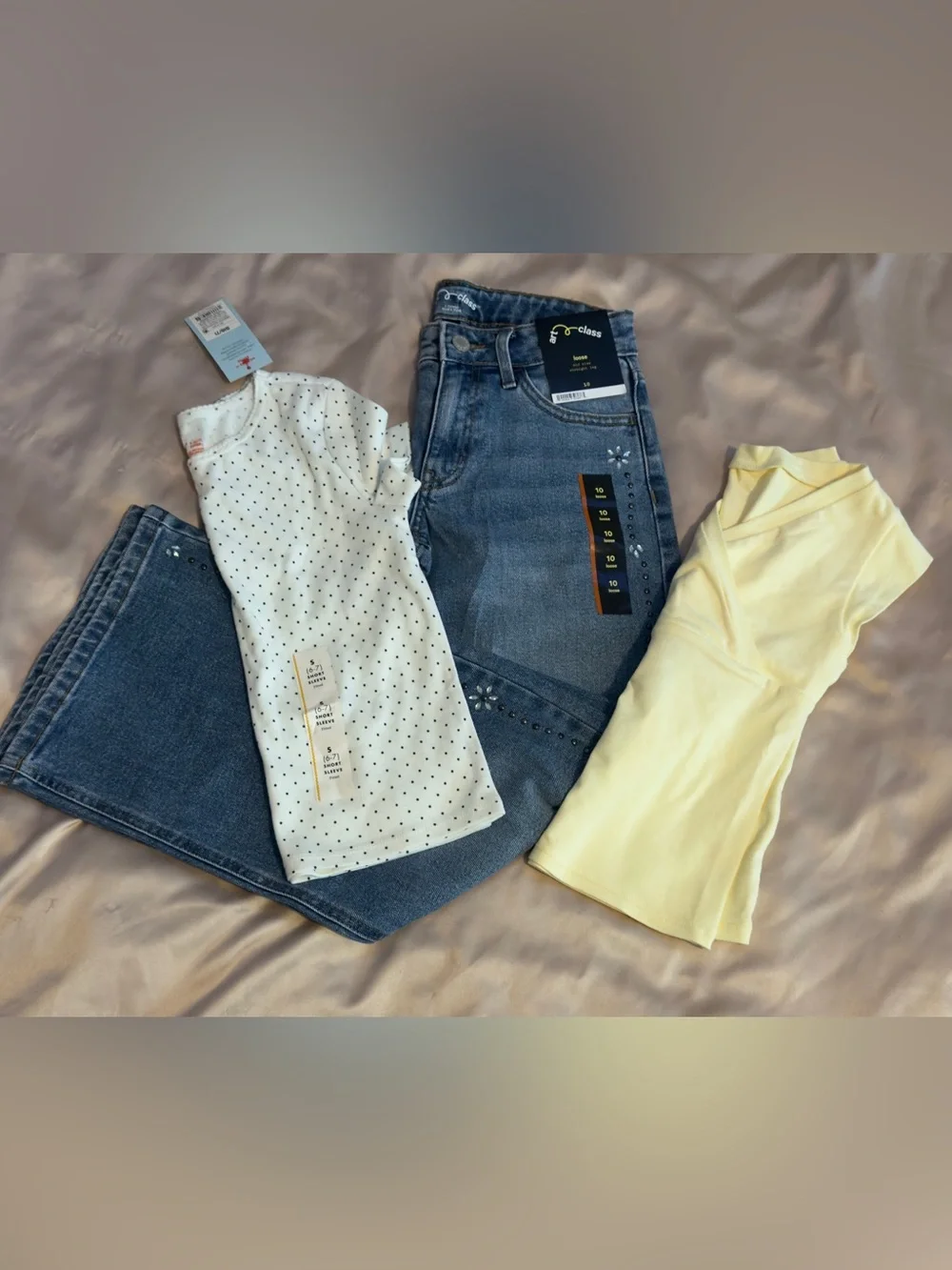 Girls’ Wide Leg Embroidered Jeans (10) + 2 Tops (S 6/7) ✨3-Pc Bundle